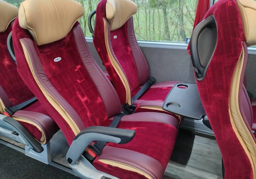 Nouvel autocar de tourisme Van Hool EX16H Intérieur 4